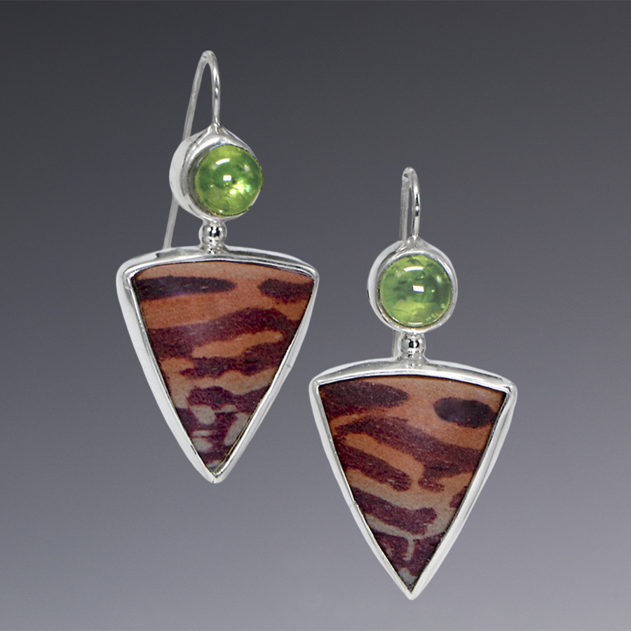 Ellen Buie Niewyk-earrings-green-bullet3x3